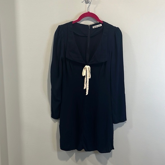 Reformation “Mavis” dress in navy 4 - Picture 3 of 5